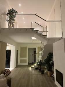 Стеклянное ограждение, лестничное ограждение на точках Тольятти Дизайн Стекло