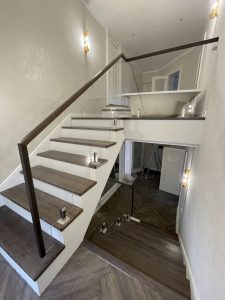 Стеклянное ограждение, лестничное ограждение на стойках Тольятти Дизайн Стекло