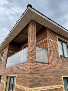 Установка балконного ограждения в Тольятти Дизайн Стекло