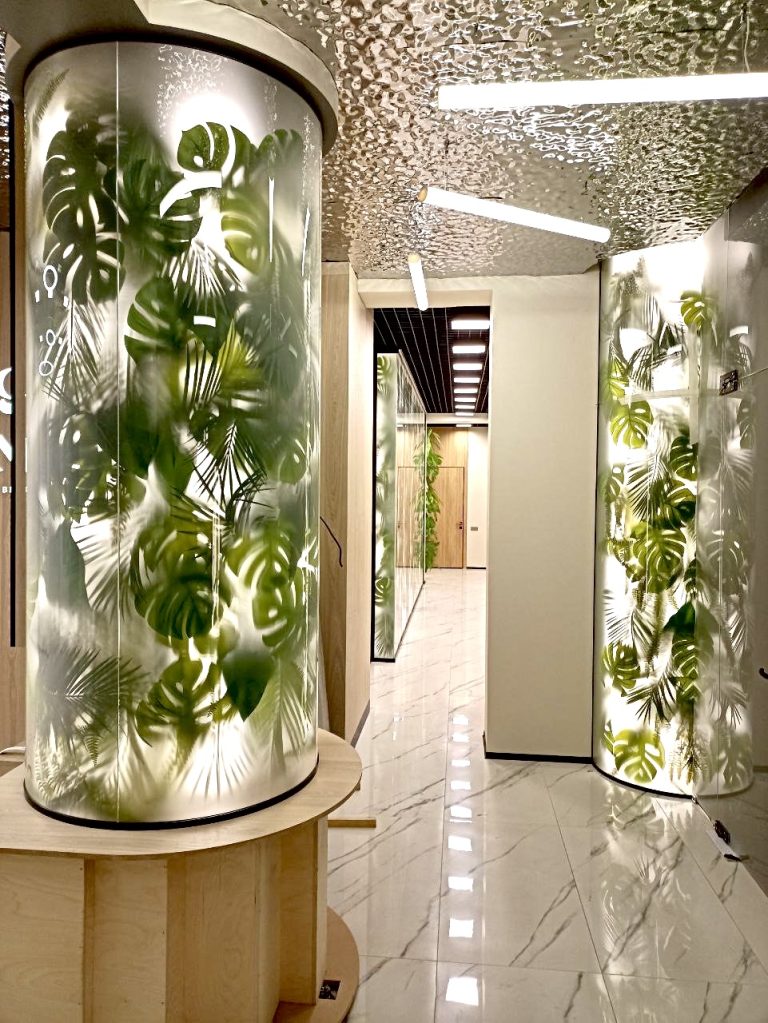 Установка и монтаж стеклянных офисных перегородок Тольятти Дизайн Стекло