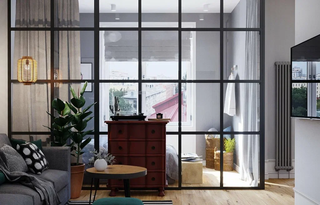 Стеклянные конструкции в маленьких квартирах